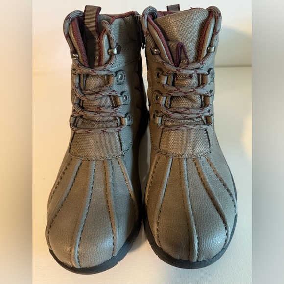 Easy Dry by Easy Street Stormy Waterproof Lace-Up Boots Gray Women’s 6.5M EUC - Picture 7 of 10
